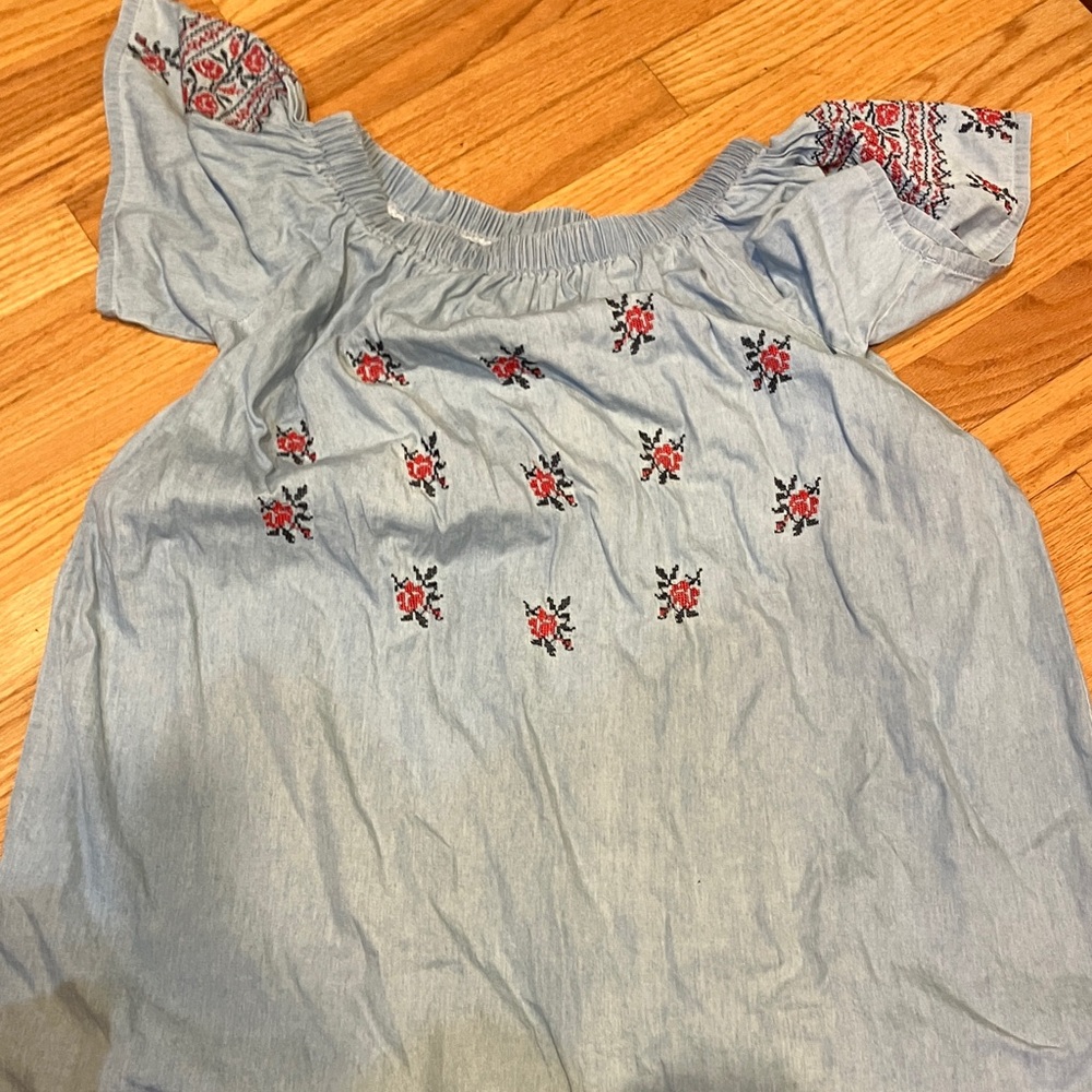 Floral Embroidered Off-Shoulder Blouse